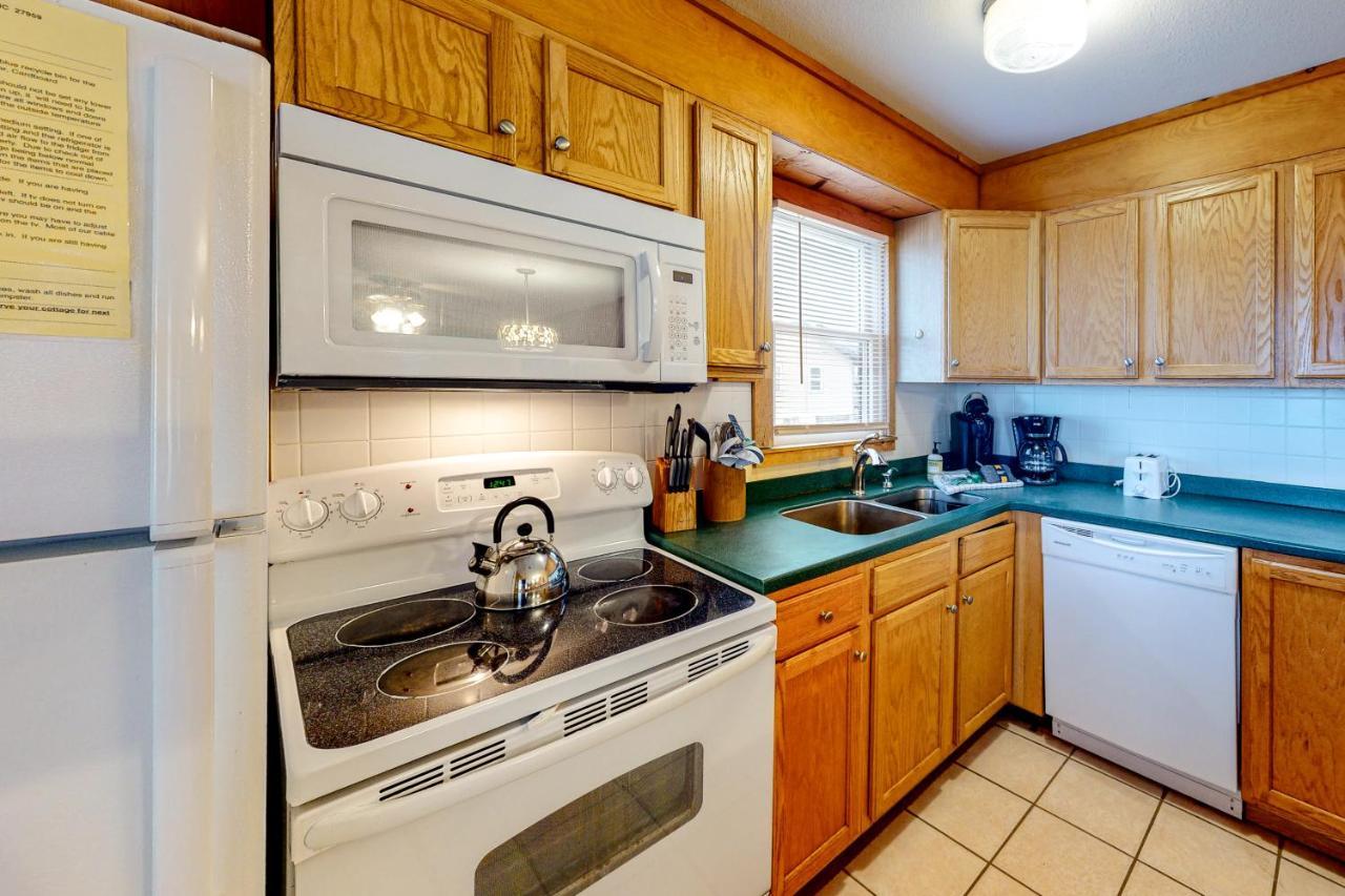 The Sea Salt Cottage At Geri'S Place 304 Nags Head Exterior photo
